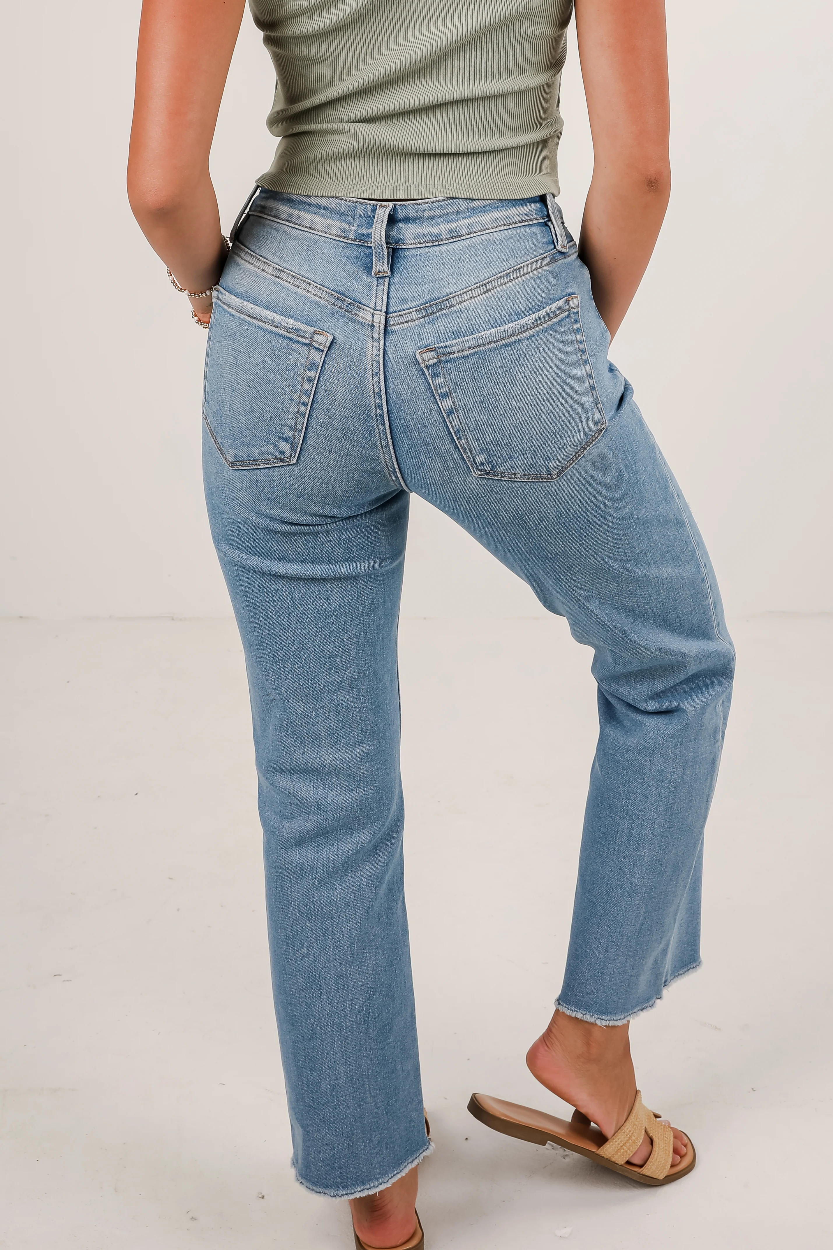 FINAL SALE - Aria Light Wash High-Rise Distressed Stretch Straight Jeans