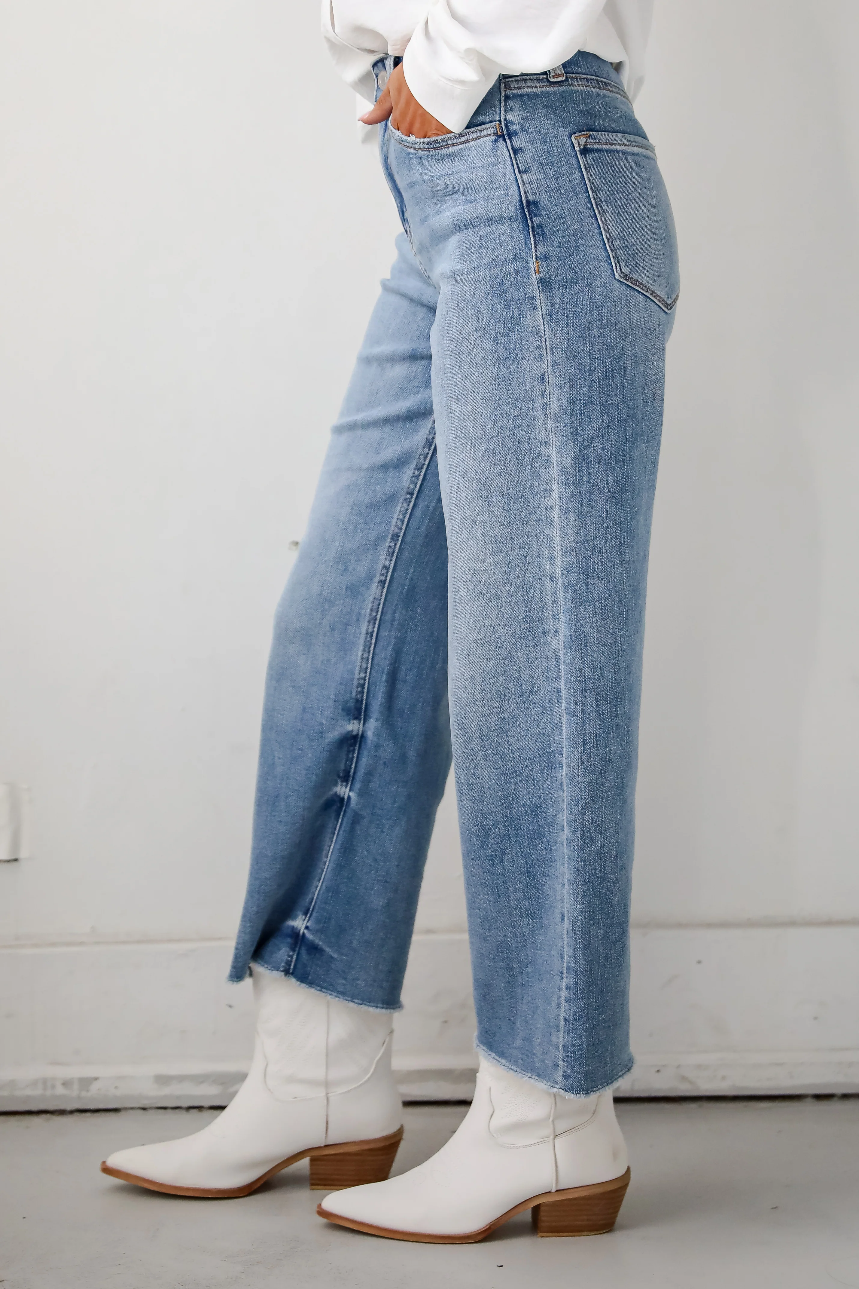 Abigail Medium Wash High Rise Wide Leg Jeans 6 Abigail Medium Wash High Rise Wide Leg Jeans