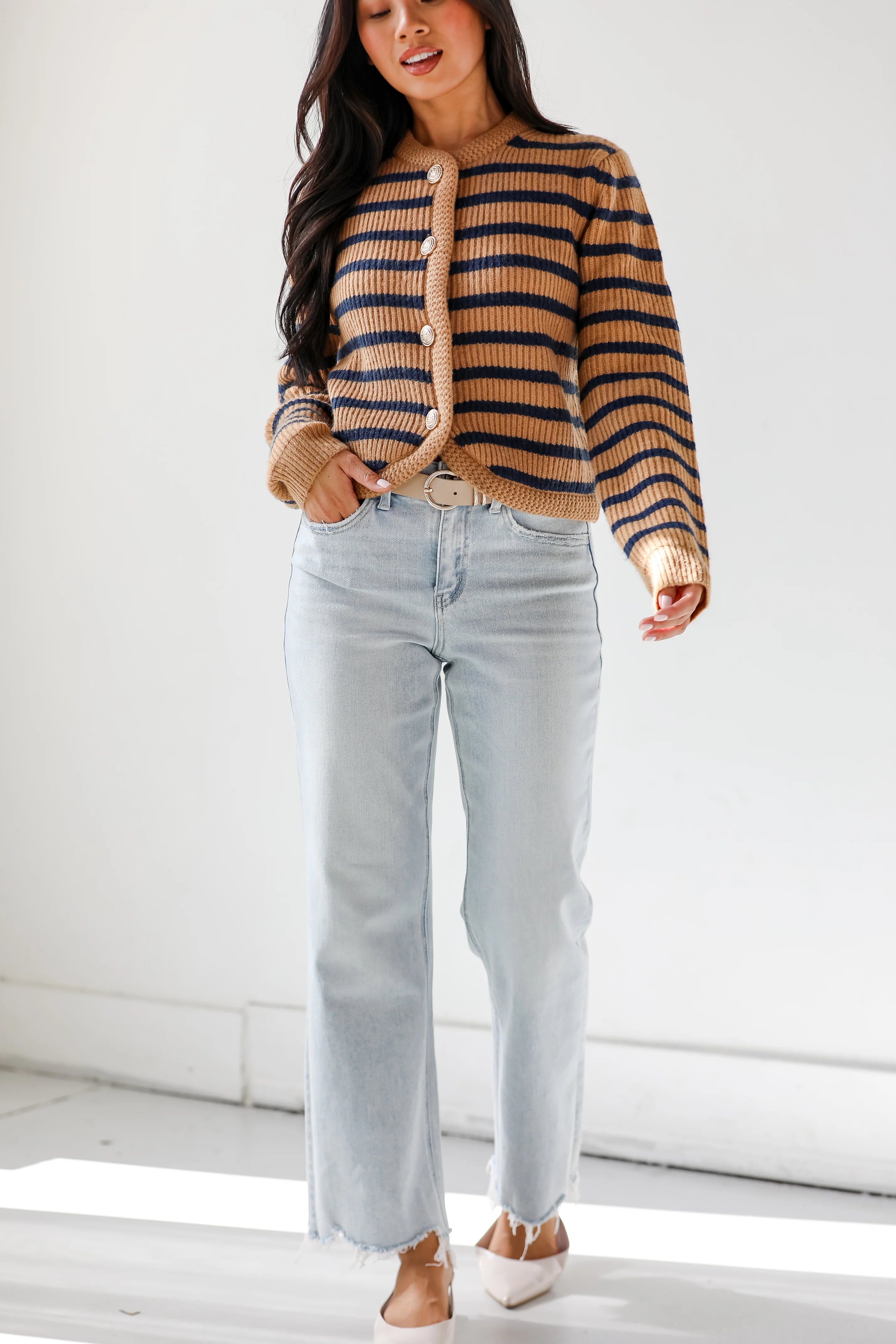 Aileeah Light Wash Slim Wide Leg Jeans