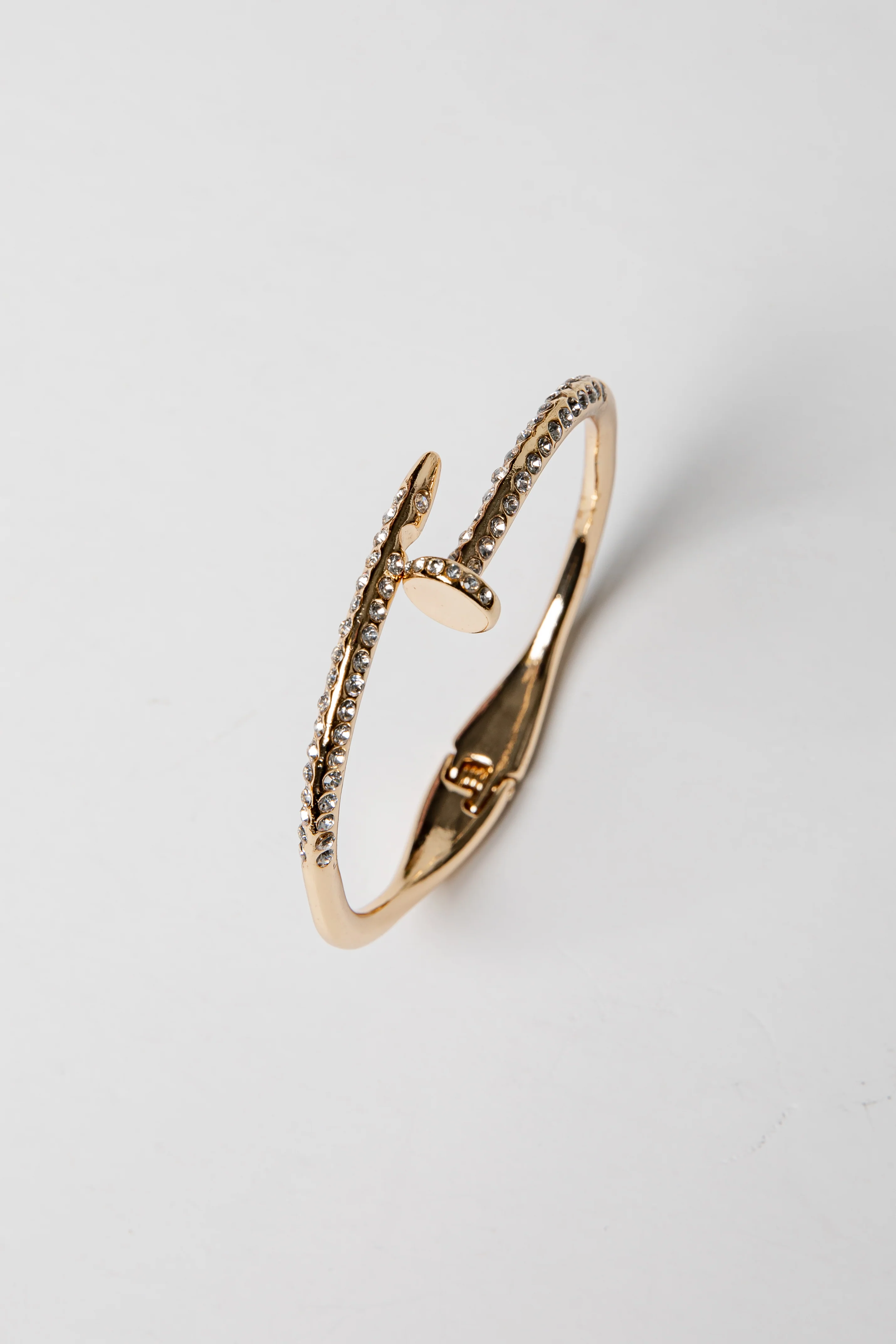 Vienna Golden Quatrefoil Charm Bangle Bracelet Set