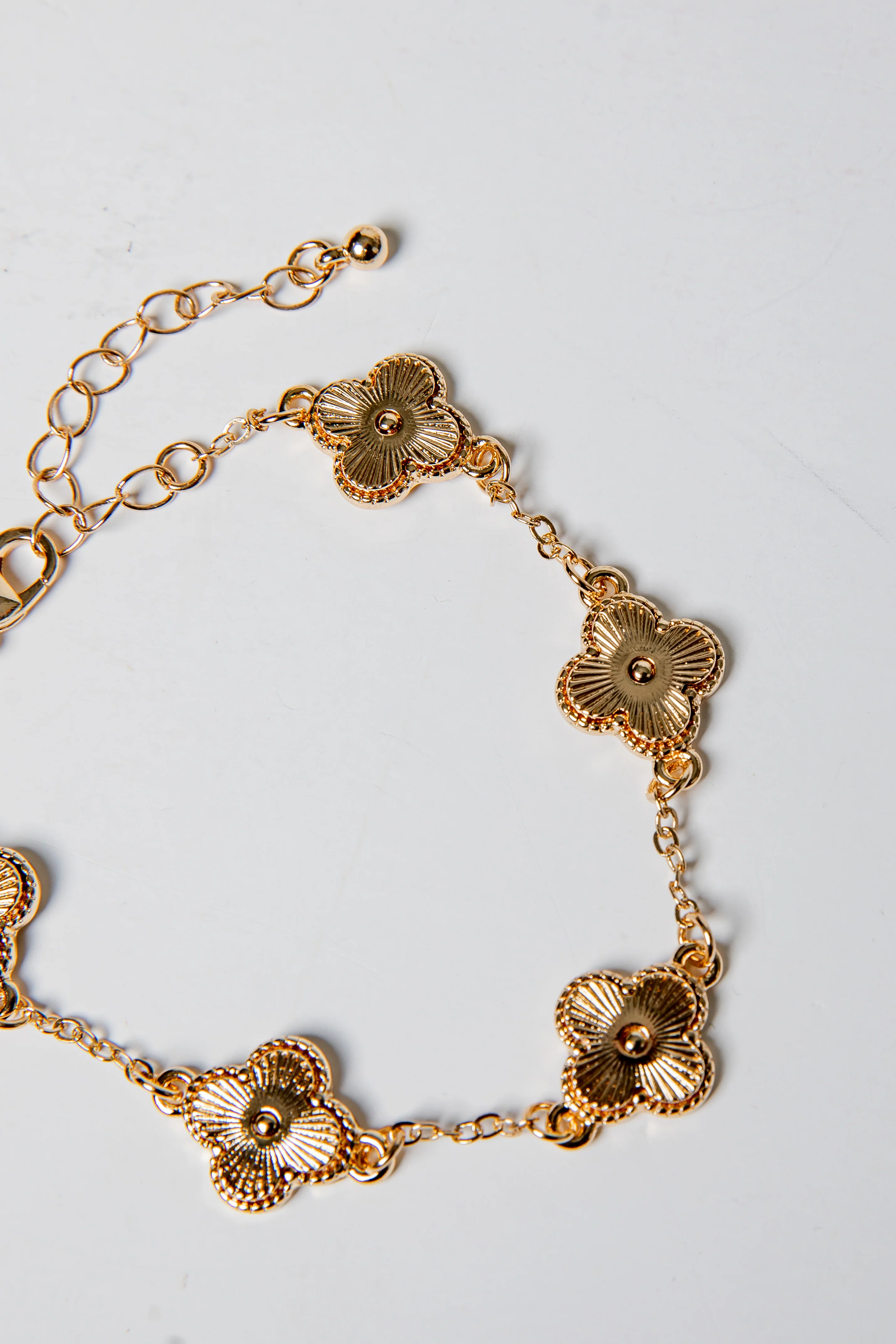Izzy Golden Clover Link Bracelet