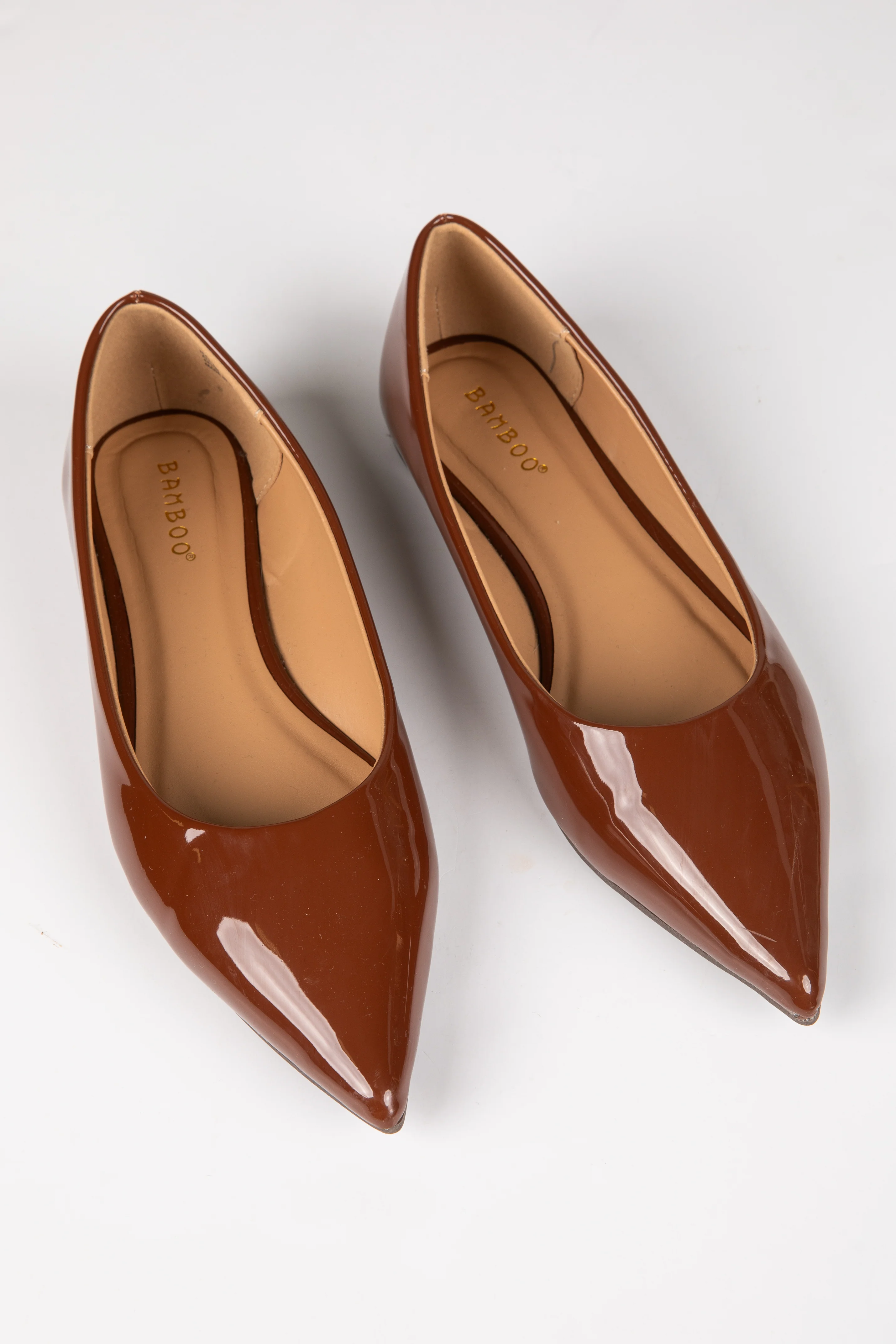 FINAL SALE - Run The Show Pointed Toe Flats