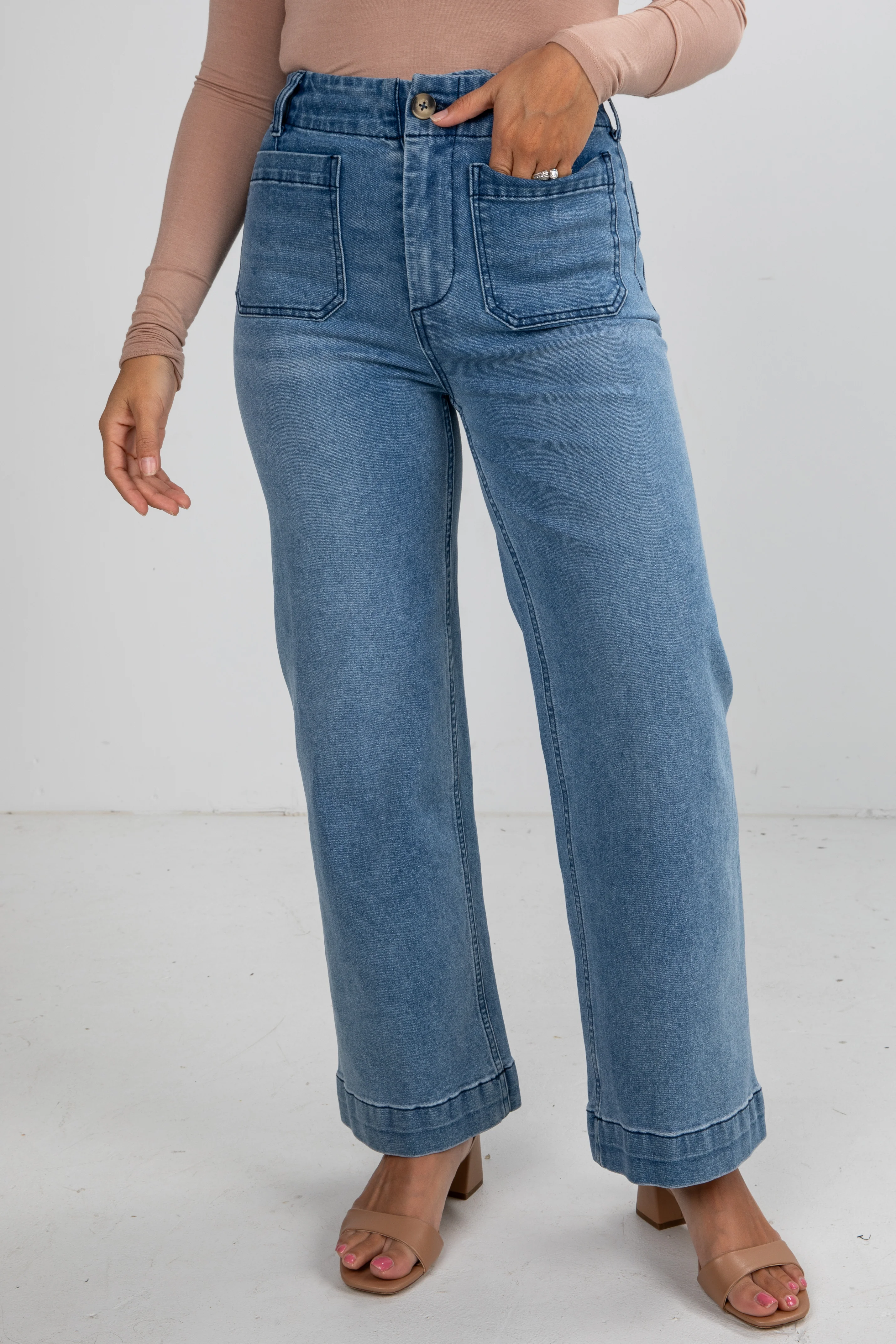 FINAL SALE - Kelsey Medium Wash High-Rise Wide Leg Jeans