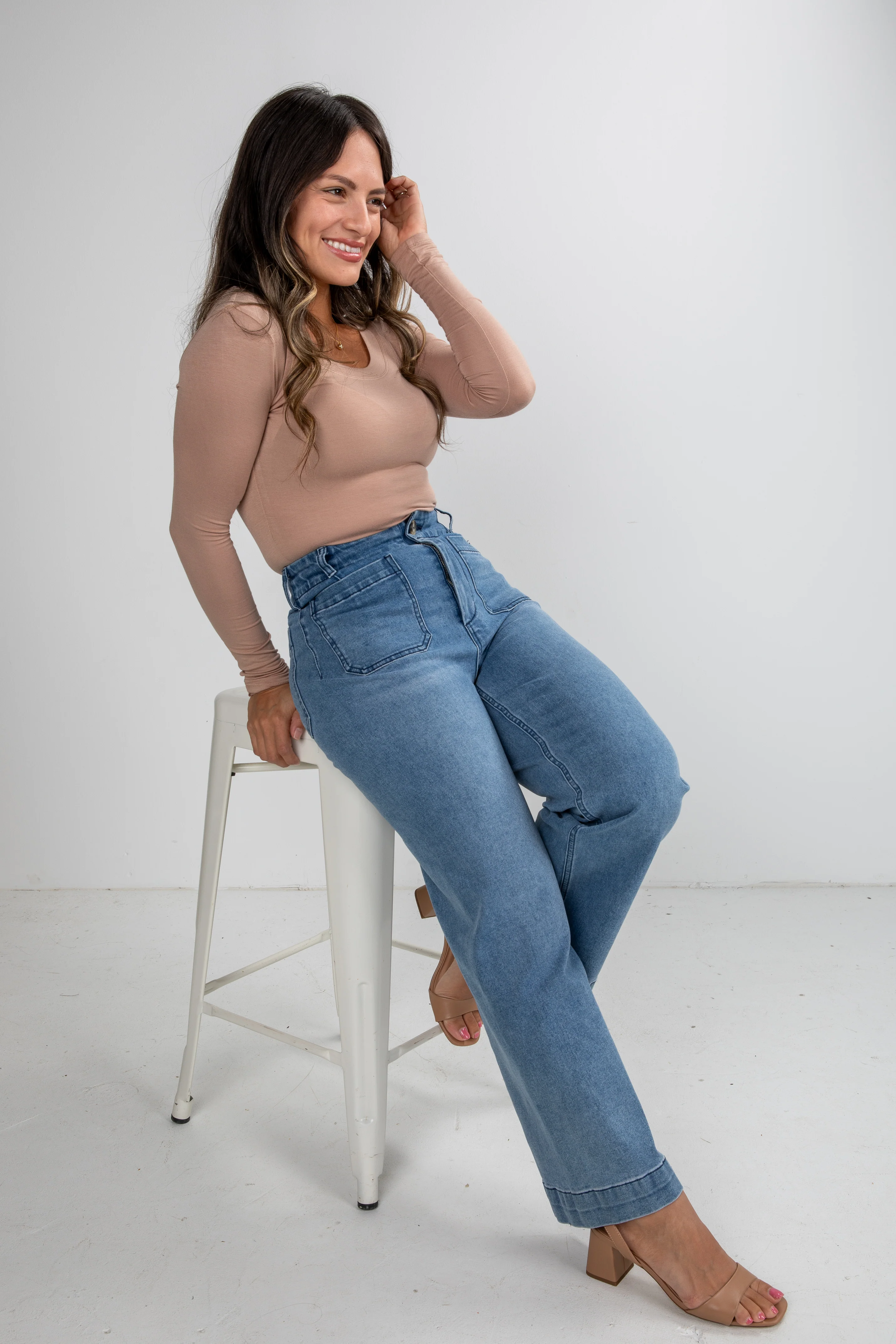 FINAL SALE - Kelsey Medium Wash High-Rise Wide Leg Jeans