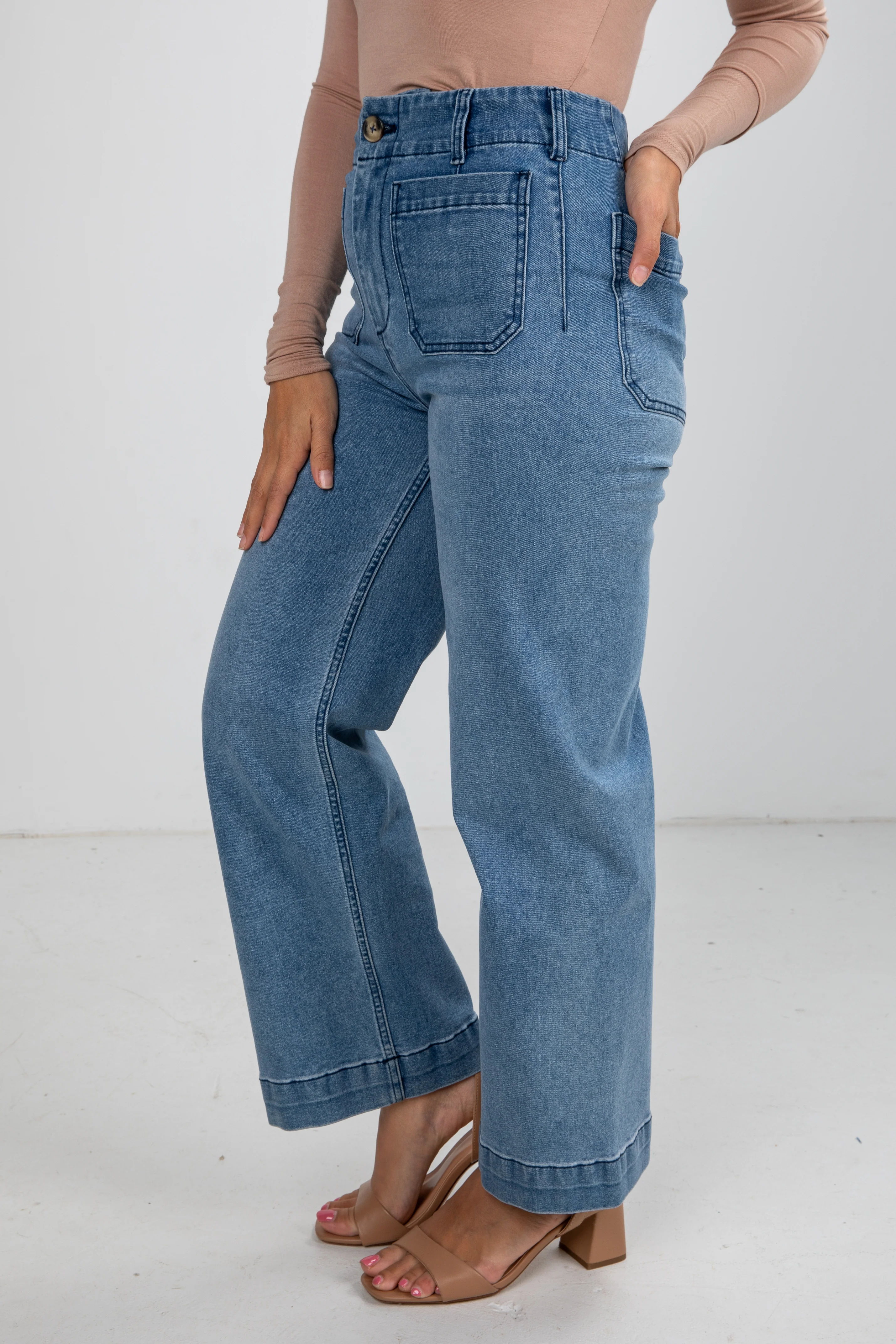 FINAL SALE - Kelsey Medium Wash High-Rise Wide Leg Jeans